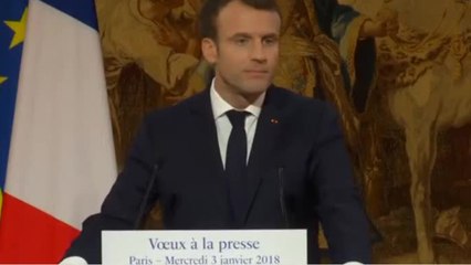 Emmanuel Macron et les "fake news" : la guerre est déclarée