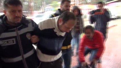 Adana-Kahvaltı Yaptığı Taksiciyi Öldürmüş