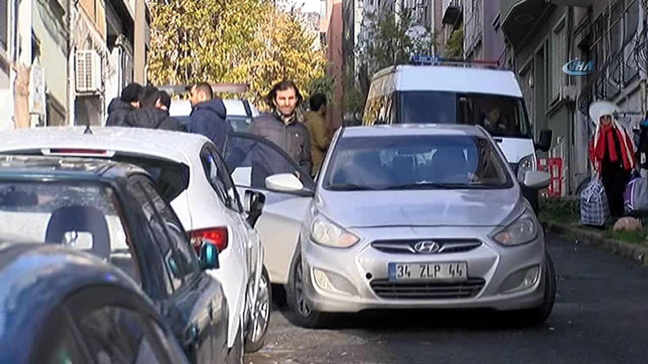 Beyoğlu’nda polis memuru evinde ölü bulundu
