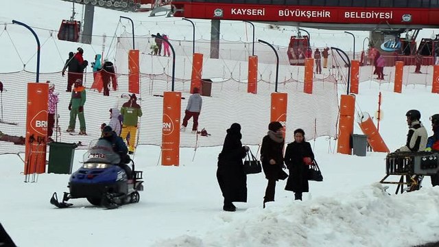 Erciyes AŞ Yönetim Kurulu Başkanı Murat Cahid Cıngı:“Kayak altyapısı açısından Avrupa’dan üstünlüklerimiz var”