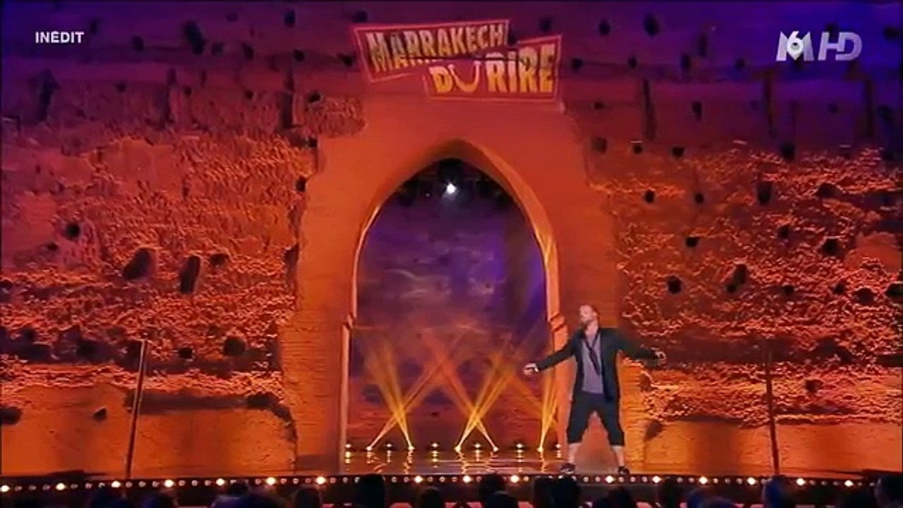 Alban Ivanov Marrakech du Rire 2015 - Football Amateur