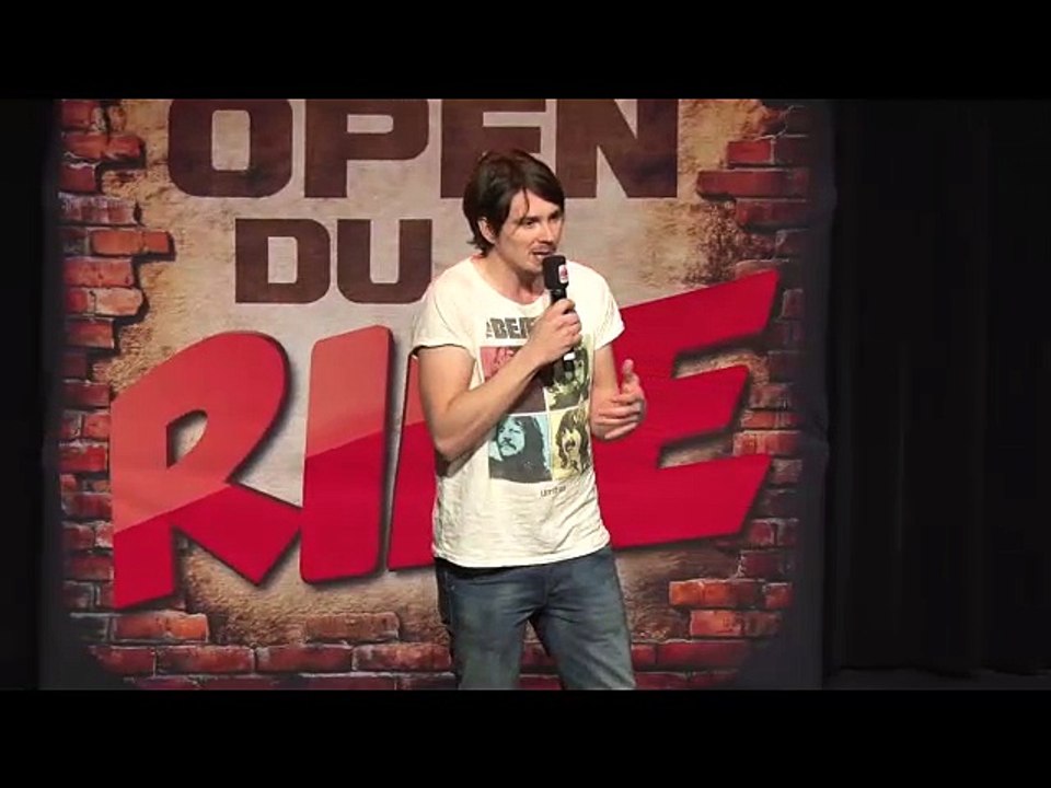 Guillermo Guiz aux Open du rire -Guillermo Guiz a un bon fond