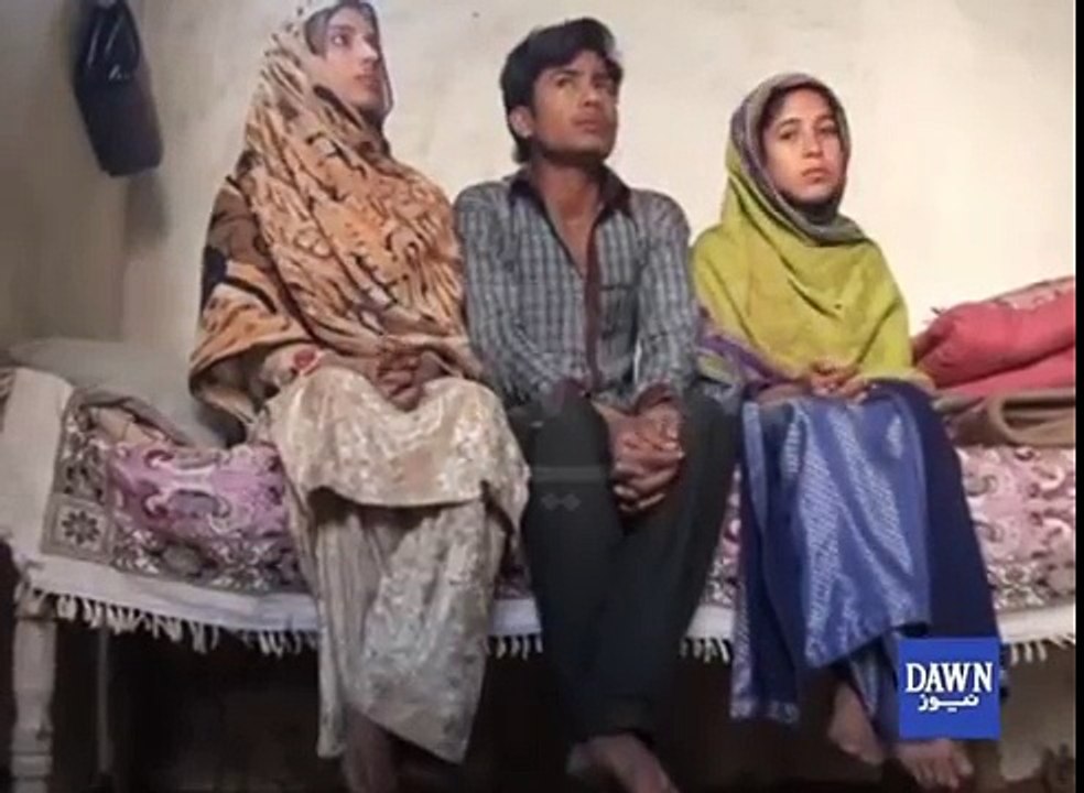 Do larkion ne ek hi larkay se shadi kar li