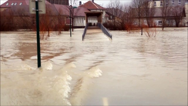 Le Doubs sort de son lit à Pontarlier