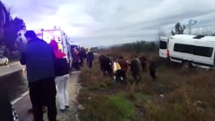 Okul Servisi Kaza Yaptı: 4 Öğretmen Yaralandı