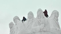 Sarıkamış Şehitleri Anısına Yapılan Kardan Heykeller