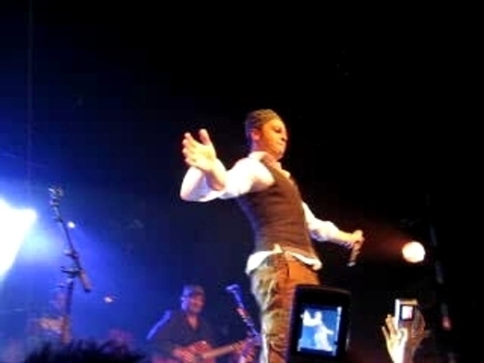 Chris danse
