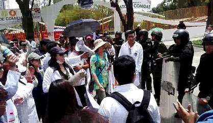 03 de Enero de 2018. Protesta de médicos en las afueras del TSJ