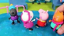 ❤ PEPPA PIG ❤ Peppa Pig se cae patinando sobre hielo - Peppa Pig Episodios Juguetes en Español by DisneyCartoons , Tv series online free fullhd movies cinema comedy 2018