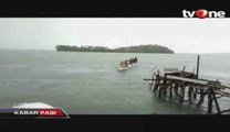 Perahu Pengangkut 9 Wisatawan Terbalik di Perairan Battoa