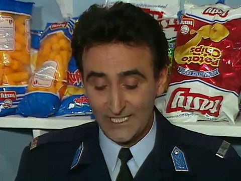 Αστυνόμος Θανάσης Παπαθανάσης Ε61 Θανάσης εναντίον Παπαθανάση