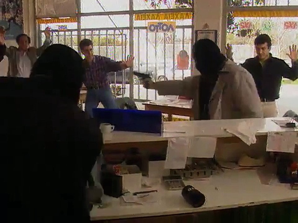 Οι δρόμοι της πόλης E24   Στον πυρετό του πάθους