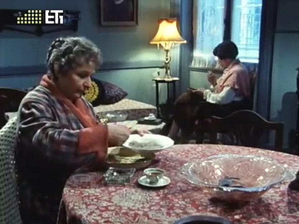 Σαν τα τρελά πουλιά E01