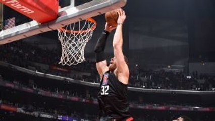 Dunk of the Night: Blake Griffin