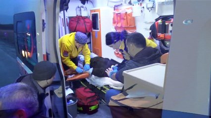 Madencileri taşıyan minibüs şarampole yuvarlandı: 23 yaralı