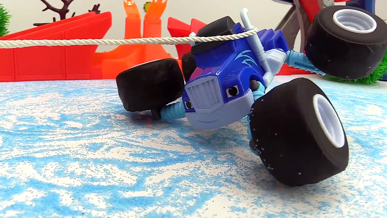 ICE CRASH! – Monster Trucks Toy Trucks videos for