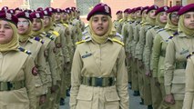 Mädchen in Pakistan träumen von Karriere beim Militär
