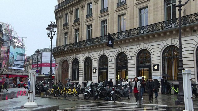 Apple assigne Attac en justice pour éviter de nouvelles actions