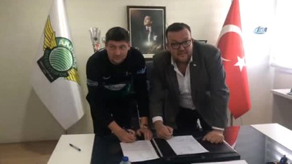 T.m. Akhisarspor, Seleznyov'u Kadrosuna Kattı