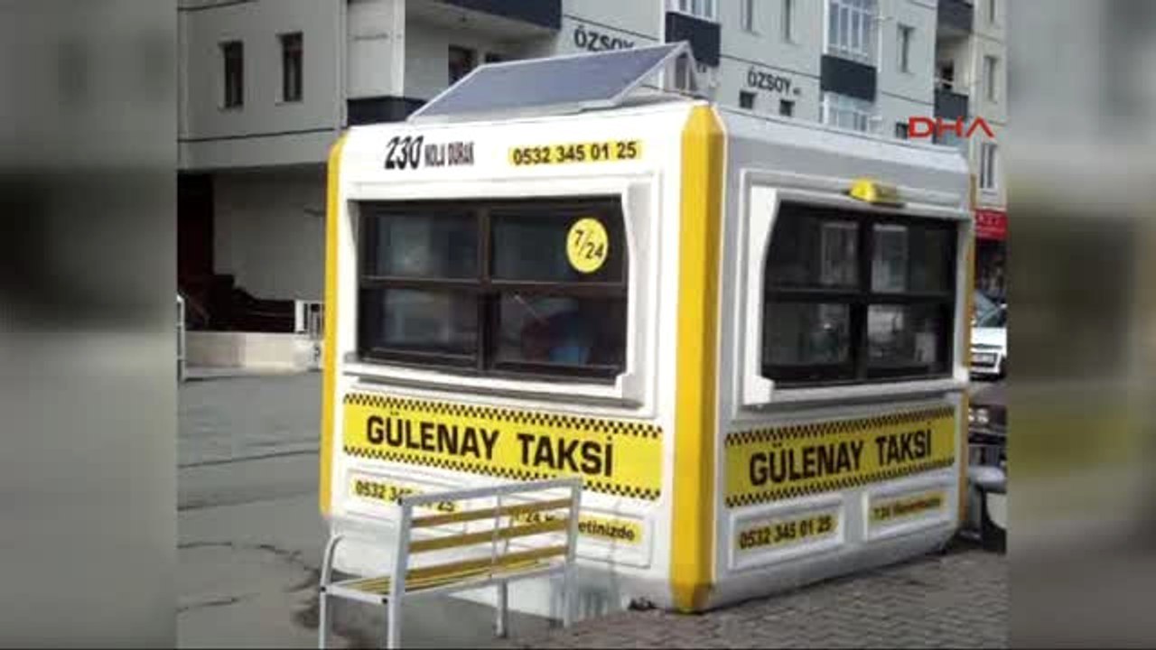 Kayseri'de Kendi Elektriğini Üreten Taksi Durağı