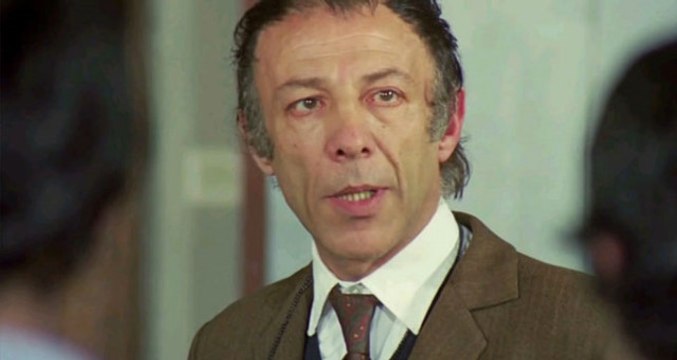 Zafer Algöz Ateş Püskürdü: Her Sene Münir Özkul Öldü Diye Haber Yapan Akbabalar Gözünüz Aydın