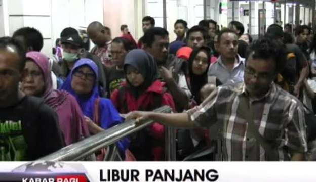 Jelang Natal dan Tahun Baru, Stasiun Senen Padat Penumpang