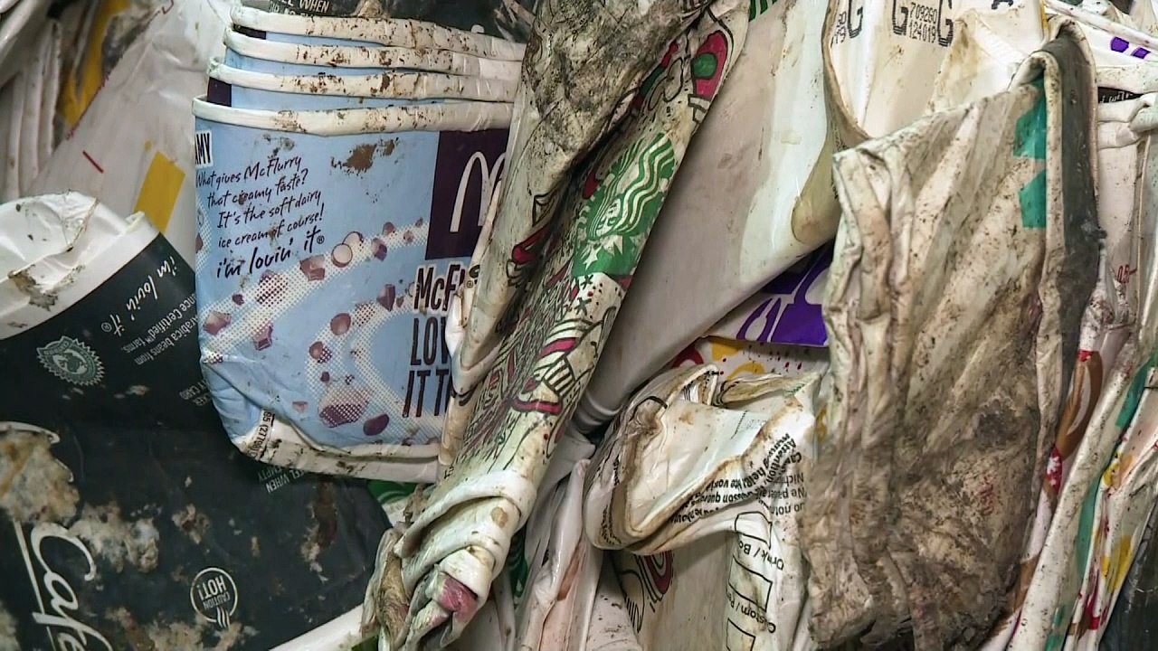 MPs propose 'latte levy' on disposable coffee cups