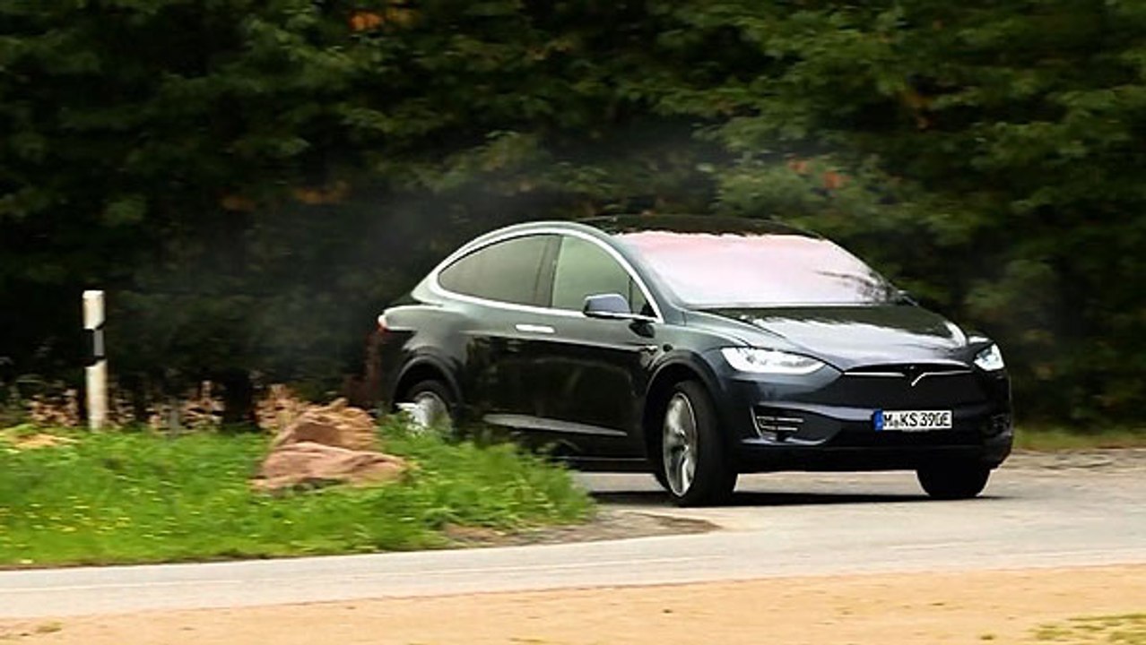 Tesla Model X 100D