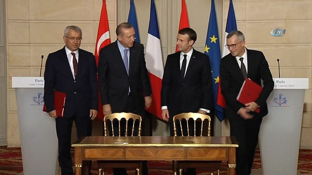 - Cumhurbaşkanı Erdoğan: “Türkiye AB kapılarında bekletilecek bir ülke değil”- “Artık bizi alıverin diyecek halimiz de pek yok”- 'Teröre 35-40 yıldır ciddi bedeller ödedik'- 'Terör ve teröristlerin bahçıvanları vardır'