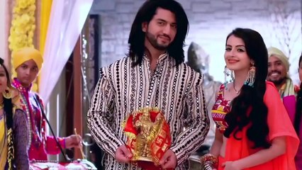 Shrenu Parikh & other Tv Actresses in nice blouse design