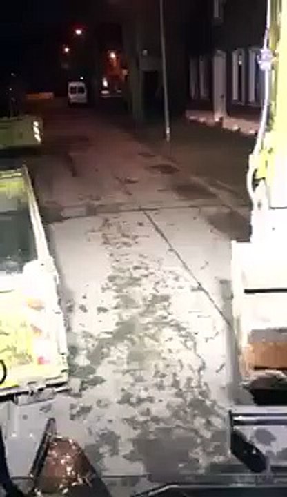 Der Baggerfahrer