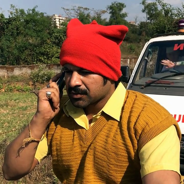 Ambulance_se_no_panga...___2_Foreigners_In_Bollywood