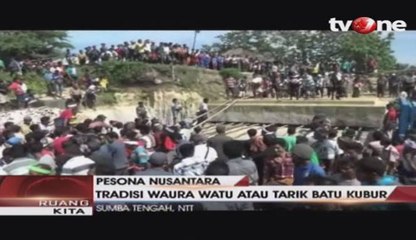 Waura Watu, Prosesi Angkat Batu Kubur Seberat Puluhan Ton