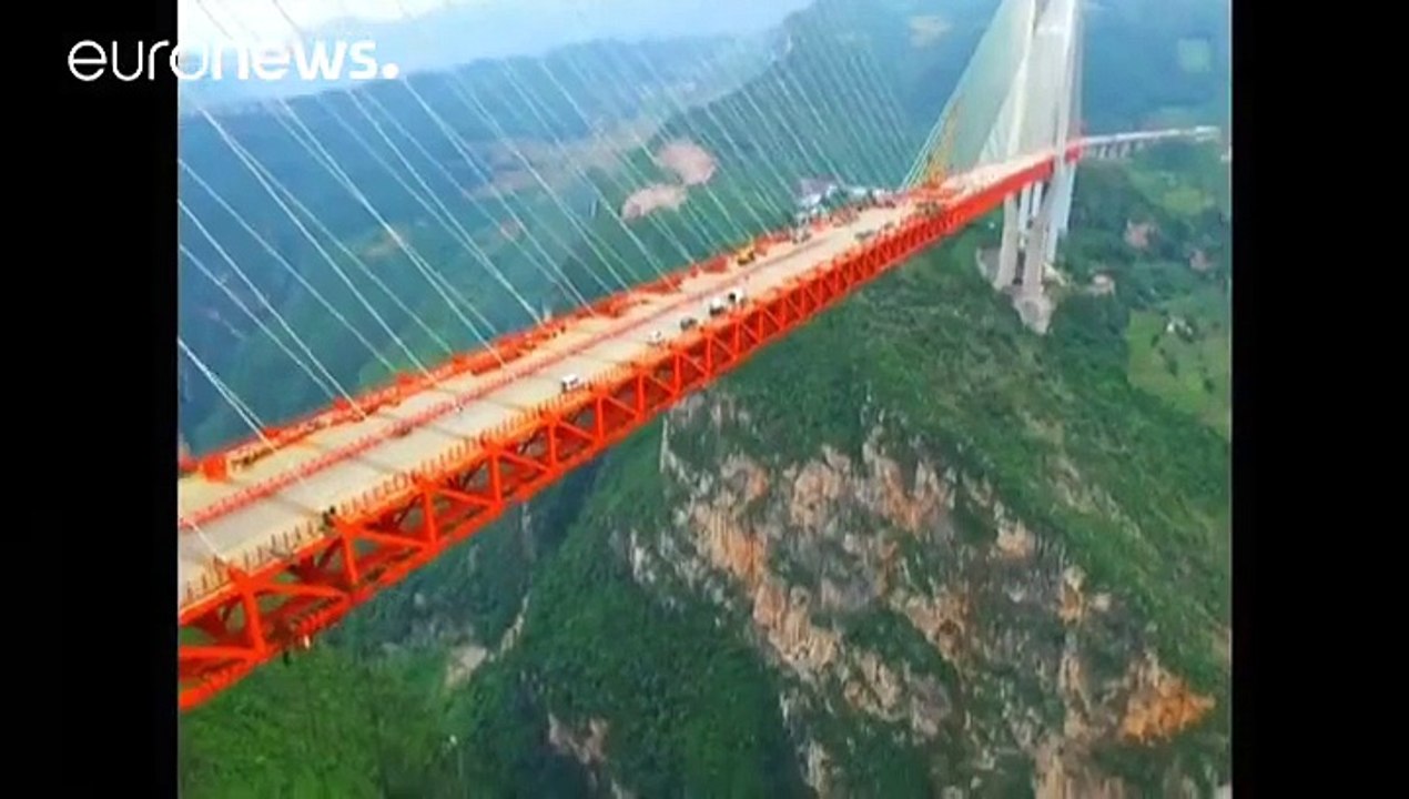 Le pont suspendu le plus haut du monde se trouve en Chine... le voici