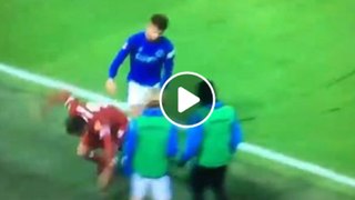 Holgate eliminates Firmino from the Royal Rumble.