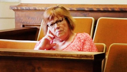 LINDY LOU, JUREE NUMERO 2 Bande Annonce