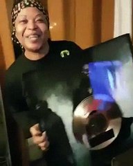 Dadju est certifié Disque de Platine -Sa Maman Le félicite