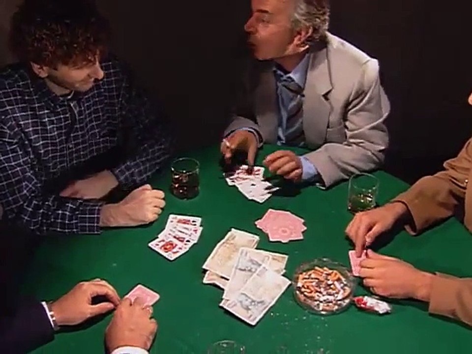 Οι δρόμοι της πόλης E10   Διπλό παιχνίδι