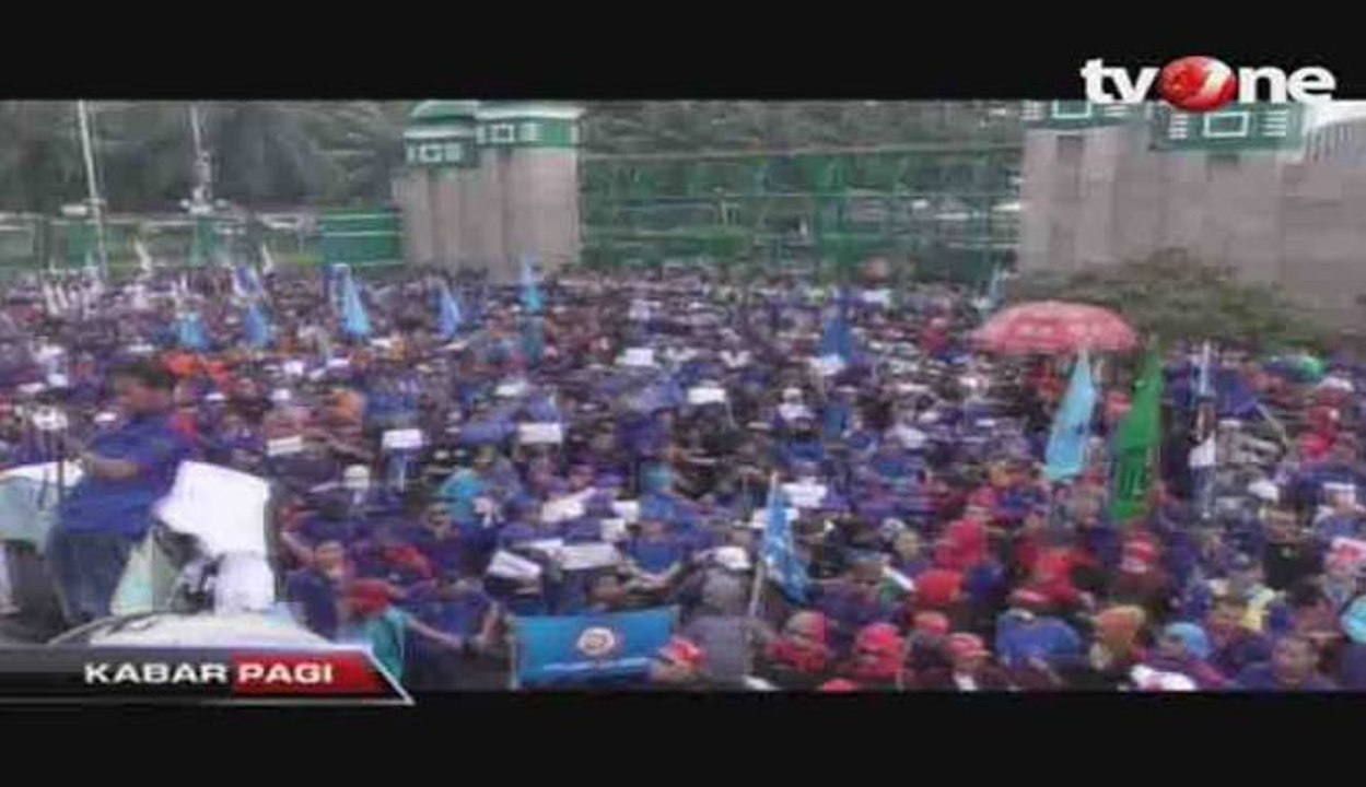 Ribuan Buruh Demo di DPR RI Tuntut Perbaikan Peraturan Upah
