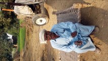 village old man singing punjabi song punjabi poetry cheema agriculture farm rahim yar khan