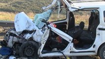 Başakşehir Kayabaşı'nda midibüs ile otomobil çarpıştı:1 ölü 4 yaralı