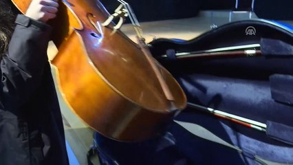 Çello virtüözü Arya Nur, yeteneğiyle ilham kaynağı olmak istiyor - İZMİR