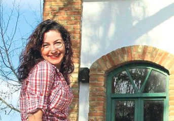 Kansere Aç Kalarak Direnmeye Çalışan 3 Çocuk Annesi Yaşam Mücadelesini Kaybetti