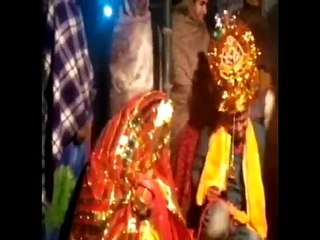 Gun Point Par Larke Ki Shadi…. Larka Rota Raha Magar…