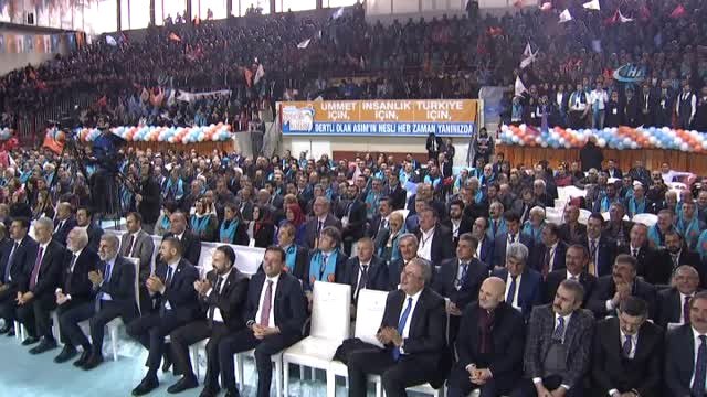 Başbakan Yıldırım: 15 Yıldır Laf Üstüne Laf Koyan Değil Taş Üstüne Taş Koyan, Dağ Gibi Sorunları...