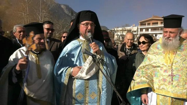 Αγιασμός υδάτων στο λιμάνι του Αγίου Κων/νου