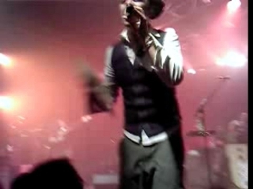 14.11.07  Christophe Mae à Toulouse avec notre enveloppe