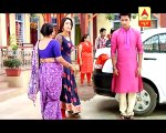 Dil Dhoondta Hai_Raavi and Vishi leave their home