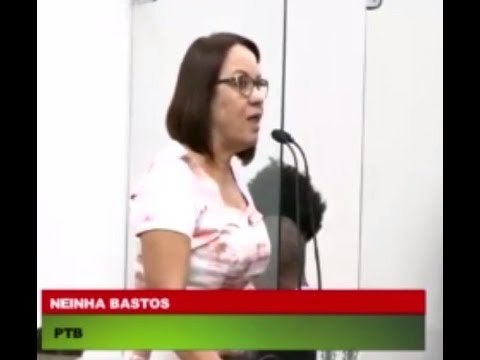 Não somos padres nem pastores, diz Tourinho. Não governo sem a bença de Deus , responde Neinha