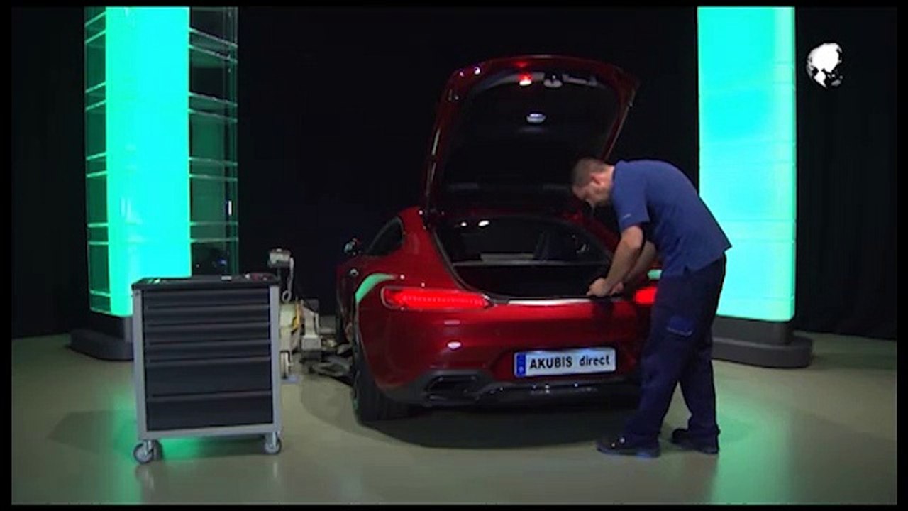 Déposer, poser le pare-chocs arrière AMG GT Type 190